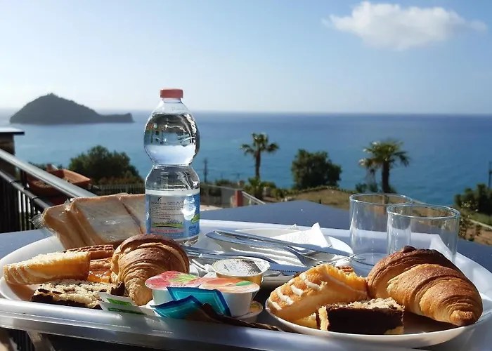 Oda ve Kahvaltı Mare