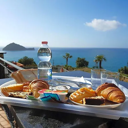 Mare Bed & Breakfast 4*
